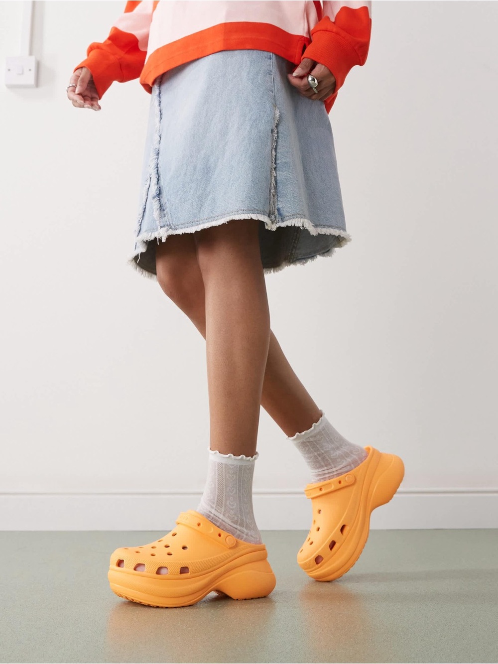 Crocs Bae clogs in orangesicle women’s 7 bright orange platform shoes literide - Picture 2 of 16